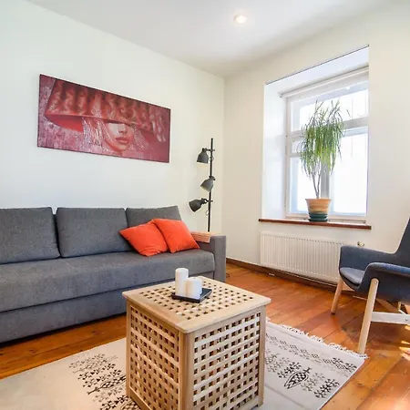 In The Heart Of Old Town Apartman